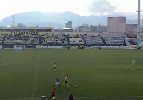 Liga 2, etapa a 22-a. Derby-ul retrogradatelor, FC Brașov - ”U” Cluj, s-a încheiat nedecis