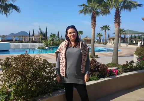 Scene surprinzătoare! Cum face Oana Roman yoga în Turcia!