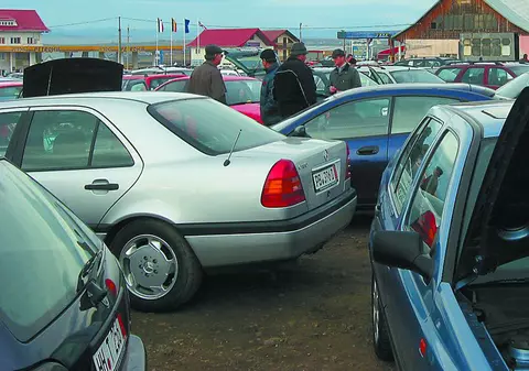 PUŞCĂRIE pentru samsarii de maşini dacă modifică kilometrajul autoturismelor pe care le vând!