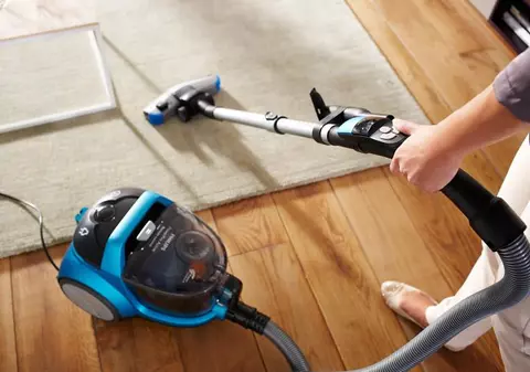 Tu ştiai asta? La ce se foloseşte de fapt butonul aflat pe toate aspiratoarele! Te ajută mai mult decât ai fi crezut!