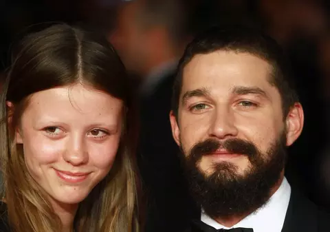 Shia LaBeouf e foarte îndrăgostit / VIDEO
