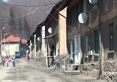 Minerii din Valea Jiului pot scăpa de plata apei de ploaie și de facturile înrobitoare