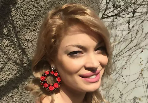 Valentina Pelinel îşi pune sarcina în pericol. Vedeta nu renunţă la un lucru care îi poate face mult rău