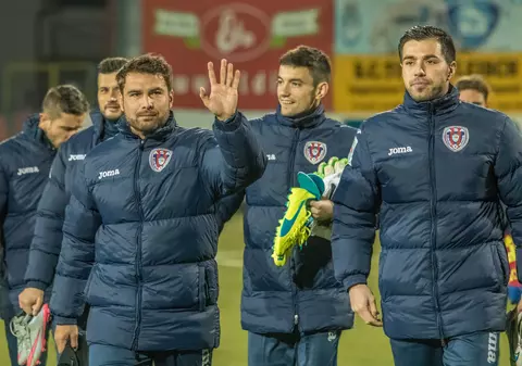 Petre Grigoraş: ”Mutu şi-a dat seama că nu mai are ce căuta pe teren și stă pe bancă. Eu am fost slab, nu mi-am dat seama că nu trebuia să-l bag”