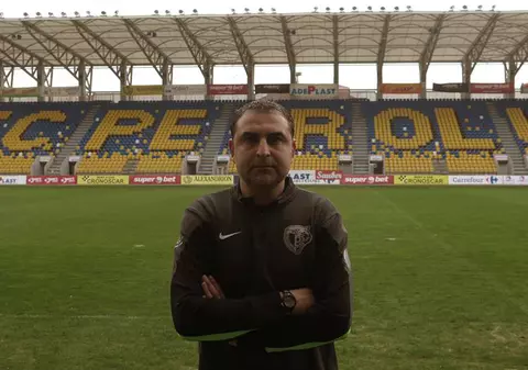 Au rămas pe drumuri! Petrolul nu se mai poate antrena la Crângu lui Bot! Gane, pregătire la Brazi