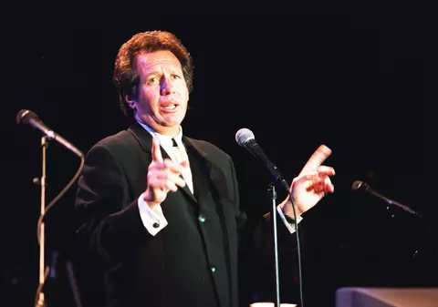 CELEBRUL ACTOR DE COMEDIE GARRY SHANDLING A MURIT ÎN URMA UNUI ATAC DE CORD