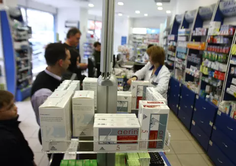 Asociaţia pentru Protecţia Consumatorilor ne avertizează: Medicamentele pentru răceală ne mumifică!