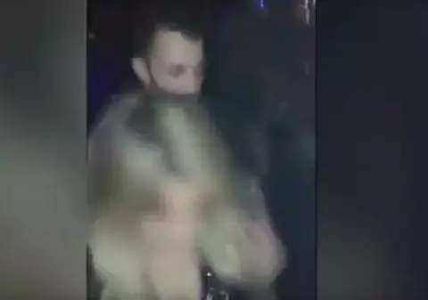 Cum se distrau frații Abdeslam înainte de atentatele din Paris. Teroriștii au fost filmați cu alcool și fete blonde / VIDEO