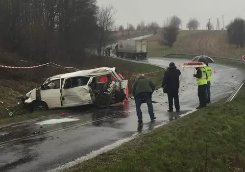 Accident teribil în Carpați: cinci fotbaliști au murit, alți trei se zbat între viață și moarte | VIDEO