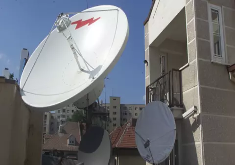 Cum ne afectează scoaterea antenelor GSM din orașe: ”Ar fi un dezastru”