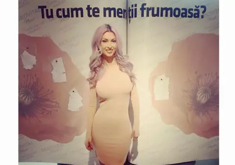 Andreea Bălan și-a schimbat silicoanele? Fotografiile care demonstrează că bustul său a suferit modificări!
