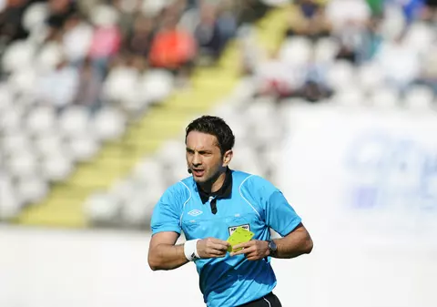 Halucinant. România îl trimite la Euro și pe arbitrul-gafeur Sebastian Colțescu! ^În 2008 a vrut să se sinucidă!