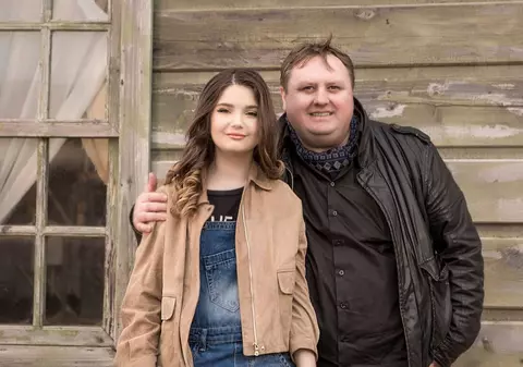 Ce puștoaică tare ”și-a tras” Radu Groza! L-a vrăjit chiar și pe Francesco Napoli!