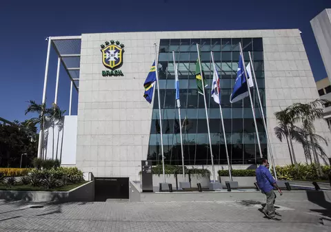 În Brazilia, politicienii au pus ”tunurile” pe toți ”greii” din federația de fotbal