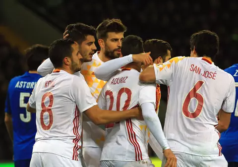 Atentatele pun pe jar autoritățile din România! ^Spania și-a închis antrenamentul de sâmbătă, de la Cluj-Napoca / VIDEO