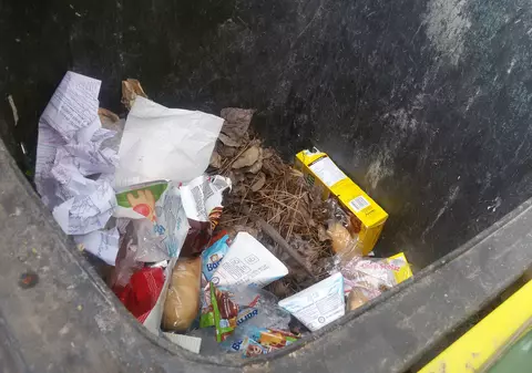 Programul ”Cornul și Laptele”, în pericol? Părinților cer să se renunțe la el din cauza toxiinfecțiilor!