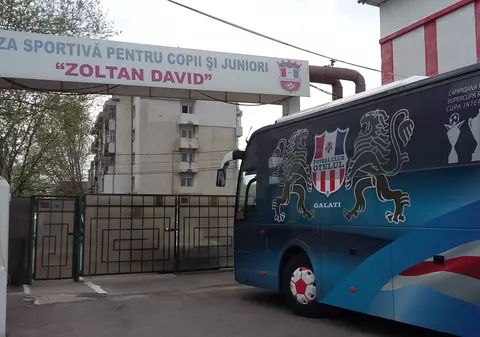 Oțelul se vinde la bucată! Fosta campioană a României și-a scos bunurile la licitație / GALERIE FOTO