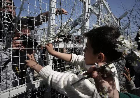 Grecia solicită un ajutor european de 480.000.000 de euro pentru a găzdui 100.000 de refugiați