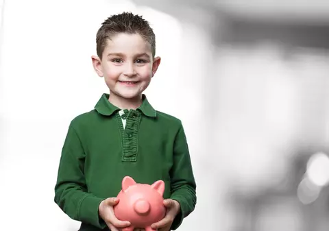 Copilul tău crede că  totul i se cuvine? Iată cum să-l educi financiar pe cel mic