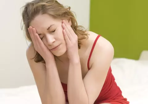 Ce se întâmplă cu pielea ta dacă dormi 6 ore pe noapte