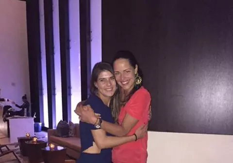 O jucătoare cunoscută de tenis din România s-a distrat cu... iubițica ei. Care a invitat-o la nuntă!