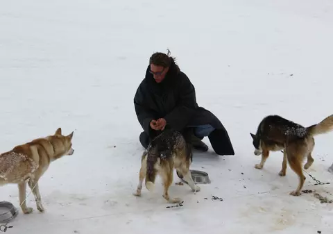 Van Damme, surprins la filmări la Bâlea! A atât de schimbat, că nu l-ai recunoaște