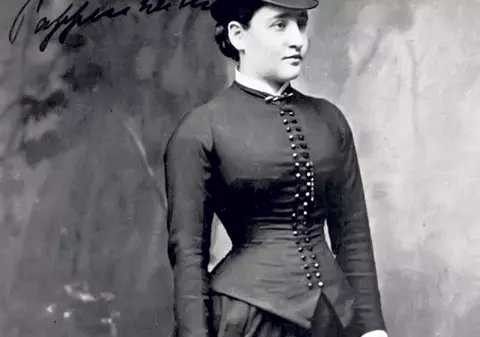 Ea este prima pacientă care a beneficiat de psihanaliză. Metoda a fost descoperită din întâmplare, în anii 1880, de dr. Josef Breuer, mentorul lui Sigmund Freud, cu ajutorul unei femei diagnosticate cu isterie: Bertha Pappenheim