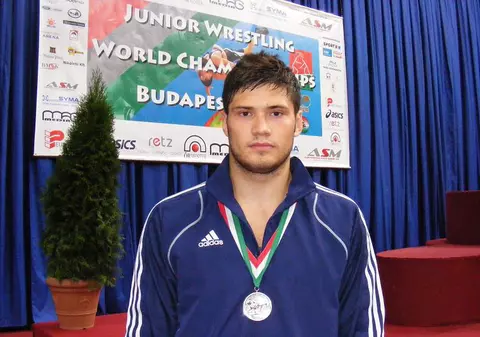 Luptătorul olimpic Alin Alexuc a scăpat de procesul în care e acuzat de ultraj