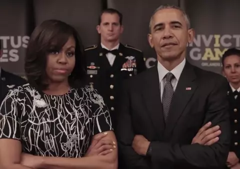 Pașaportul lui Michelle Obama a ajuns pe internet. Copia a fost publicată de un grup de hackeri