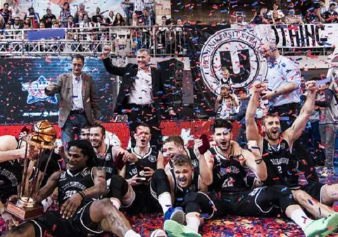 U Banca Transilvania a câștigat Cupa României după un final dramatic. ”Vulturi” tatuați / VIDEO