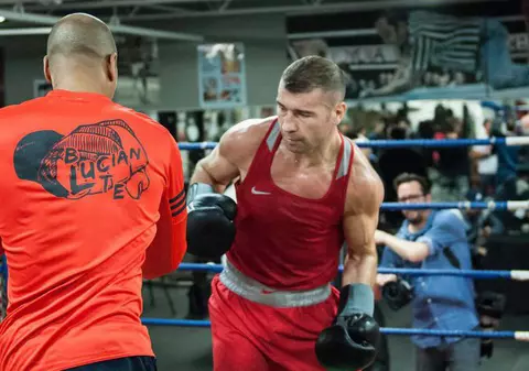 Lucian Bute transpiră din greu în ring pentru meciul cu Badou Jack / GALERIE FOTO