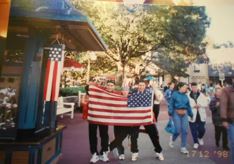 Remember cu Jerry Gane, antrenorul Petrolului. Miracolul, fratele dispărut și cum și-a luat cetățenia americană! VIDEO