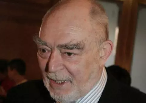 Care a fost numele de botez al lui Mircea Albulescu! “Nu apare pe nici un act oficial!”