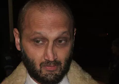 Polițiștii prahoveni anchetează o țeapă în stil de mare nobil căruia i-au căzut victime zeci de bărbați. Contele Zambra și soția lui, cercetați pentru înșelăciune