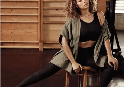 Beyonce, senzațională în ediția aniversară a revistei Elle