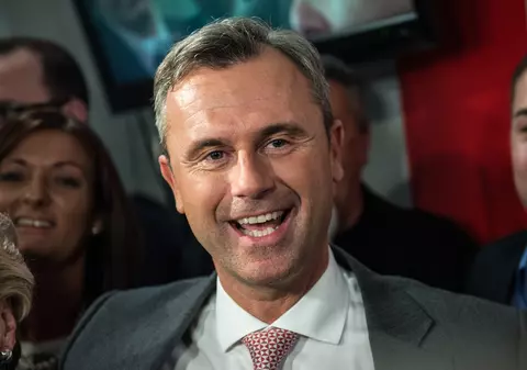 Alegeri prezidențiale în Austria: Partidul de extremă-dreapta conduce detaşat în primul tur