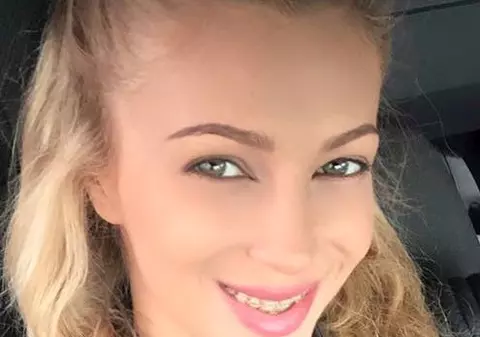 Lora i-a urat „La mulţi ani” iubitului ei, însă fanii au făcut-o praf! "Din ce telenovelă vă inspiraţi?"