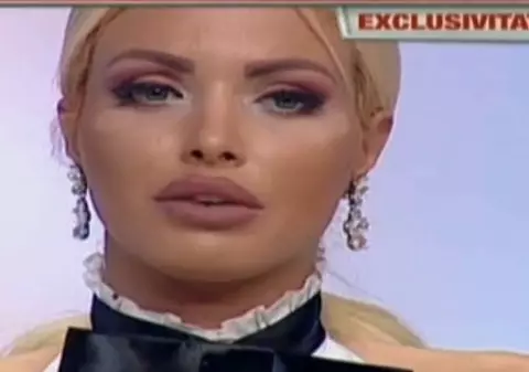 Loredana Chivu a trecut prin momente șocante! Pipăită pe sâni de un brancardier, în lift