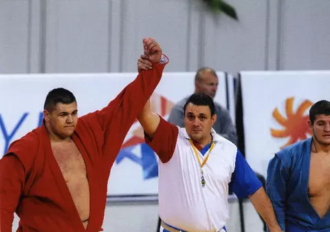 Daniel Natea a cucerit medalia de bronz la categoria +100 kg, la Europeanul de judo