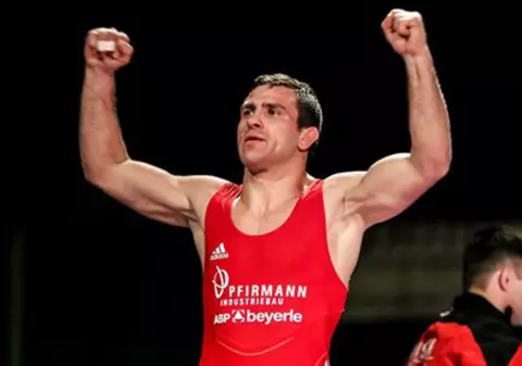 Al treilea luptător român calificat la Olimpiada de la Rio