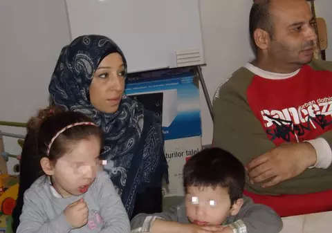 Un nou început! Unul dintre refugiații sirieni de la Galați s-a angajat ca bucătar