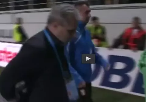 Scandal la vestiare! Șumudică l-a ”tamponat” pe ”băiatul cu Opelul”, Tommy Neubert | VIDEO