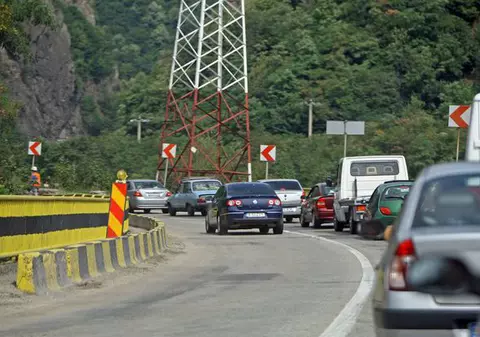 LIBERTATEA TE AJUTĂ: Restricții de circulație pe Valea Oltului, înainte și după Paști