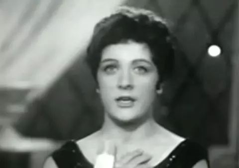 Cântăreața Lola Novakovic A MURIT. Cât de frumoasă era | VIDEO