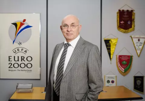 S-a deschis lupta pentru șefia UEFA. Un prim candidat, admis. Este un model pentru șeful FRF, Răzvan Burleanu