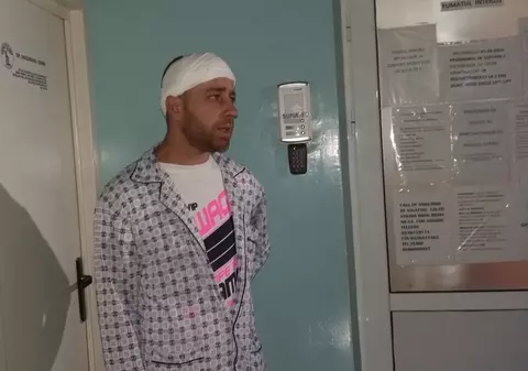 A urinat între mașini și s-a ales cu capul spart! GALERIE FOTO