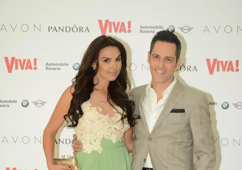 FOTO/ Nu s-au asortat, dar se... asortează! Ștefan Bănică și Lavinia, apariție de senzație pe covorul roșu