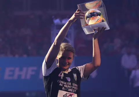 Golghetera Ligii și cea mai bună jucătoare din Final Four sunt de la CSM București. Româncele revin în țară luni, la ora 13.00