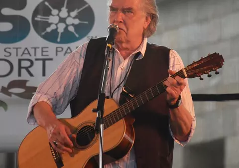 Cântărețul american Guy Clark a murit