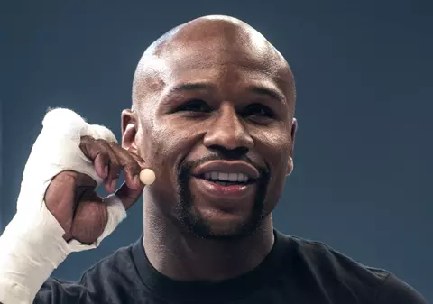 Floyd Mayweather va contesta rezultatul meciului dintre Bute și Badou Jack! / VIDEO
